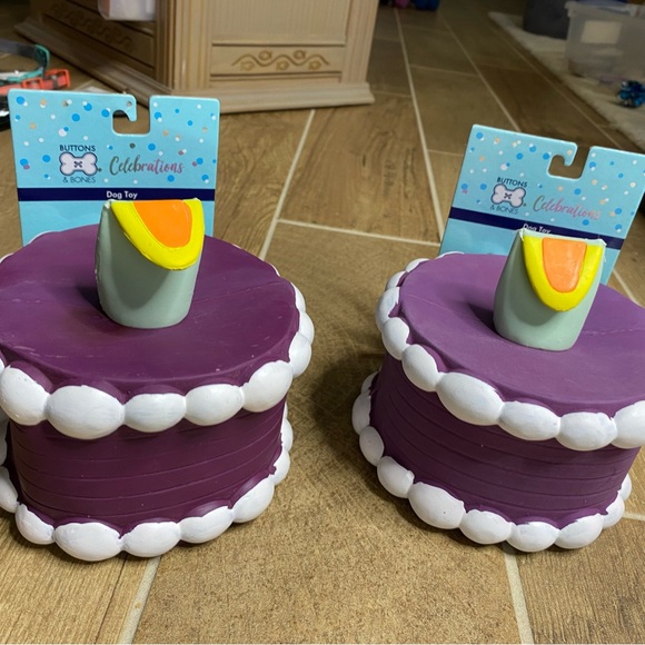 Buttons & Bones Celebrations Birthday Cake Toy Dog Toy Purple - Picture 7 of 9